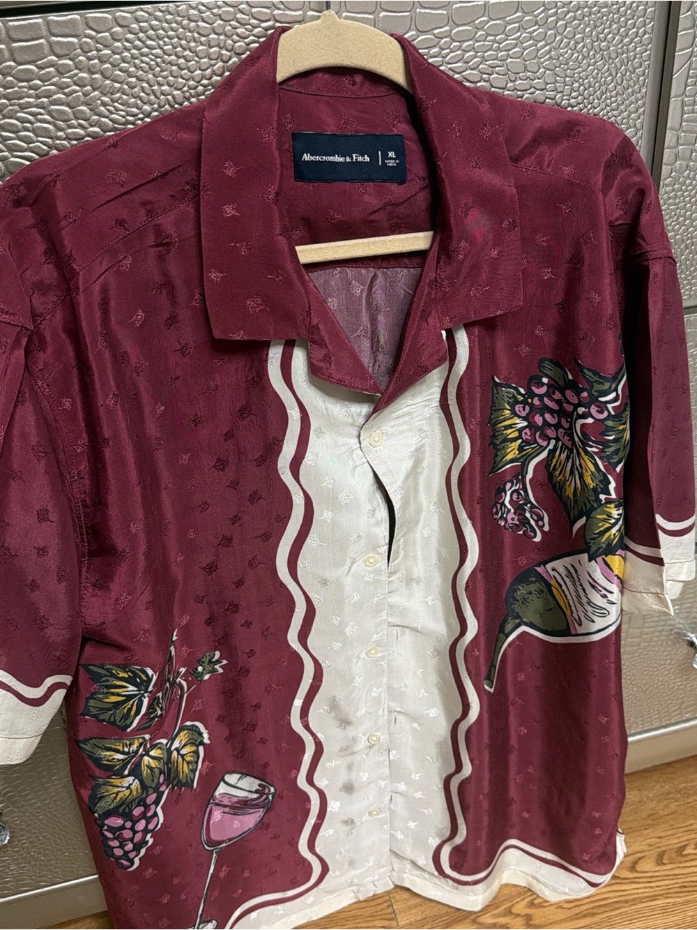 Abercrombie & Fitch Burgundy and Cream Short-Sleeve Camp Shirt